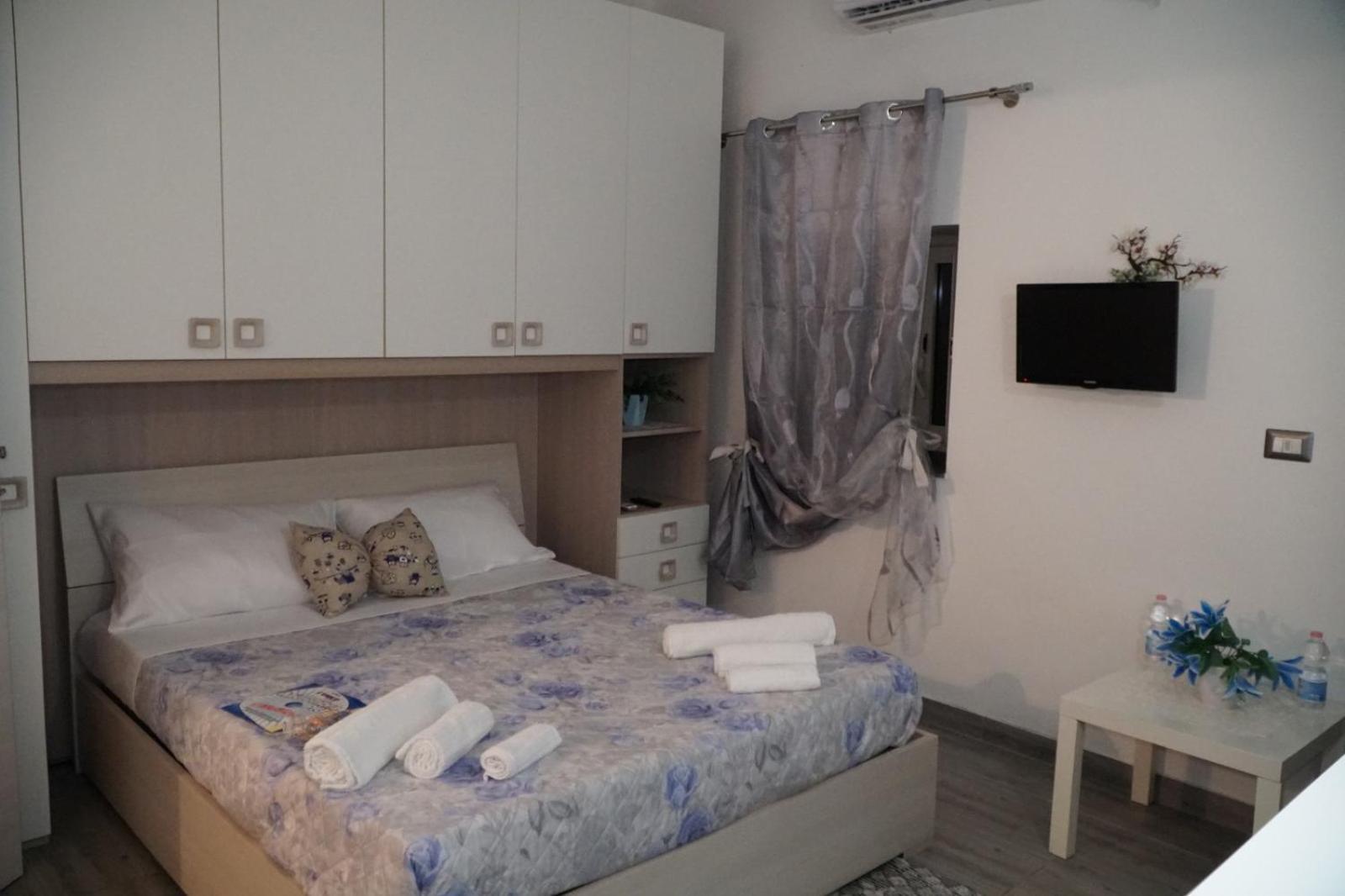 B&B Porta Garibaldi CTA Værelse billede